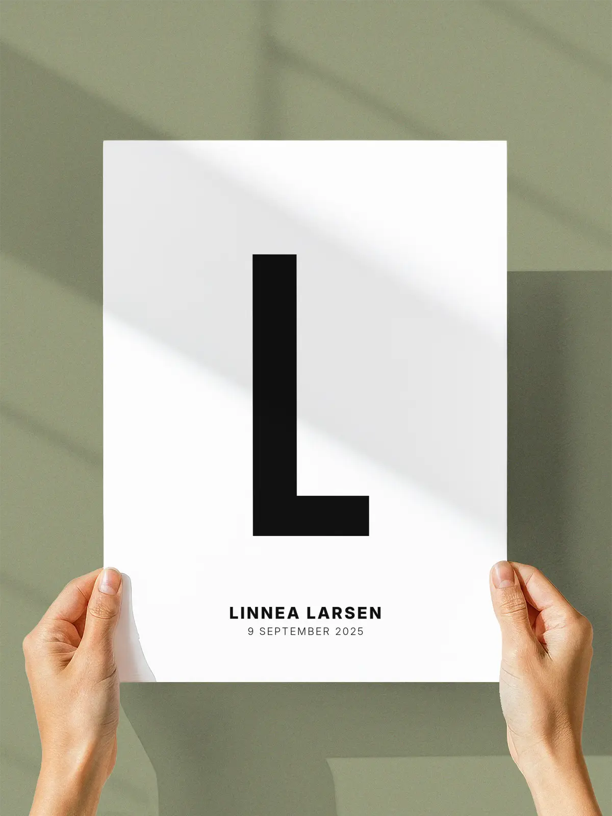 L – Personlig bokstavplakat med egen tekst