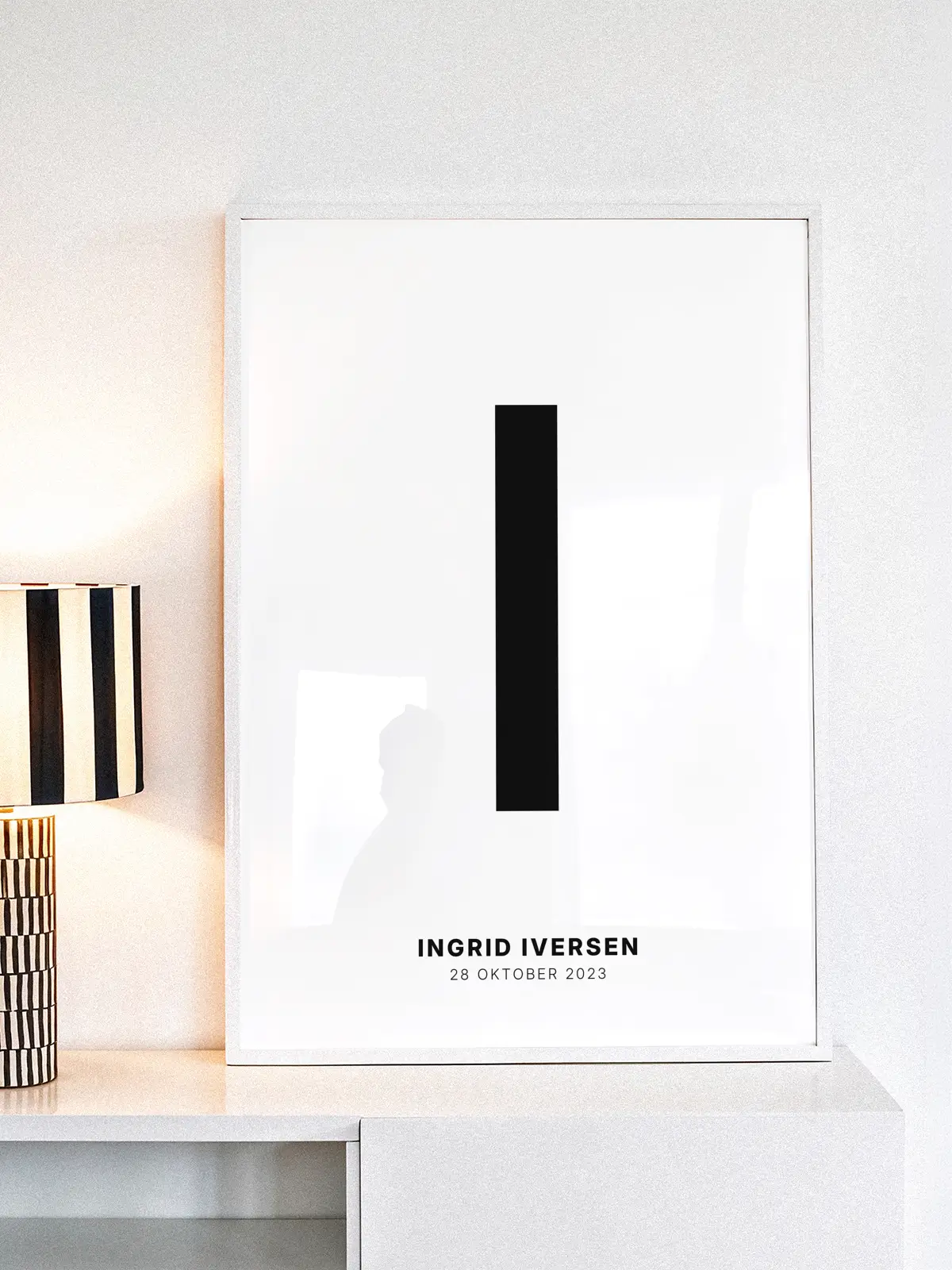I – Personlig bokstavplakat med egen tekst