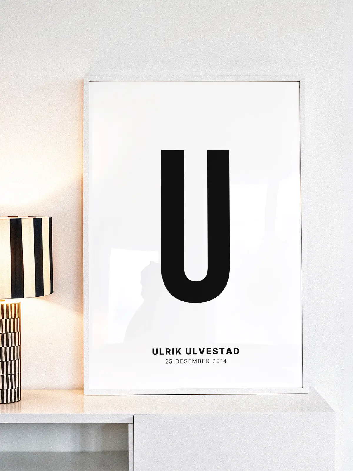 U – Personlig bokstavplakat med valgfri tekst